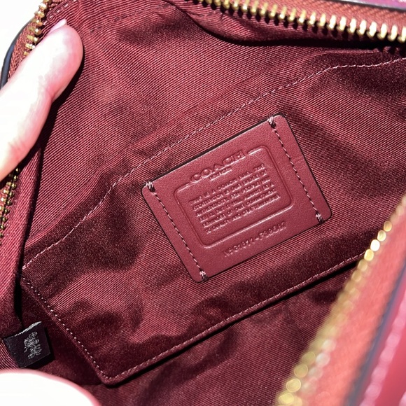 Coach Chain Leopard Print crossbody - Picture 5 of 7